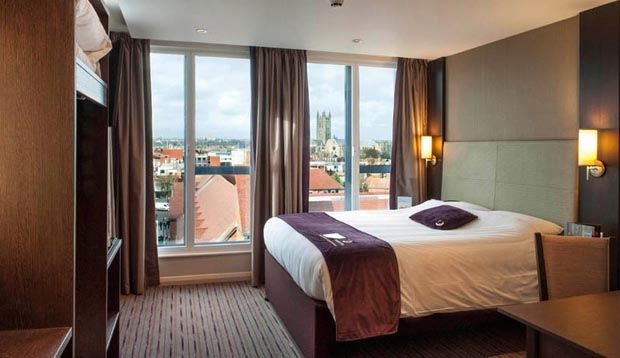 Premier Inn Canterbury City Centre エクステリア 写真